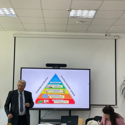 WhatsApp Image 2025-12-16 at 15.24.31 (1)